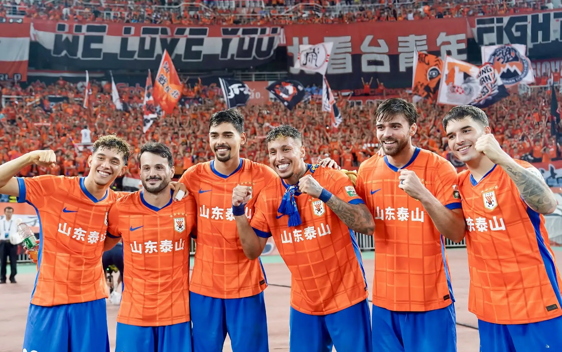 英雄联盟-关于今晨山东泰山防线松动——CBA季后赛节点到来，球迷炸锅，纪律约束更严格的信息